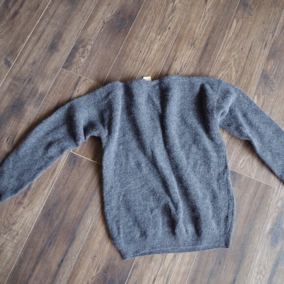 Vintage Cleo Petties %70 Lambs Wool 20% Angora Ladies Sweater - Picture 4 of 4